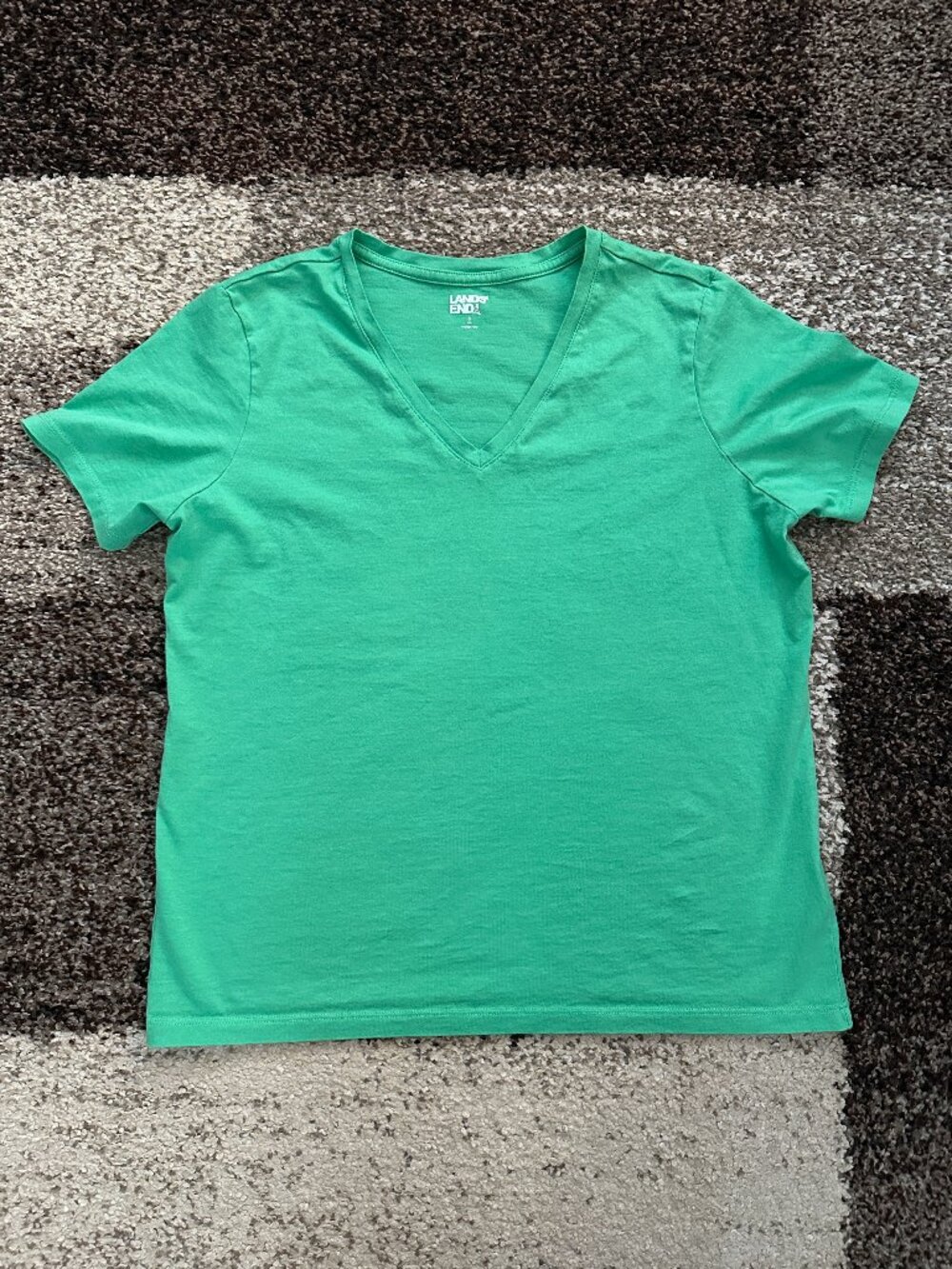 LANDS END (S) Green V-Neck Supima Cotton Tee T-Shirt Relaxed Fit Wintergreen